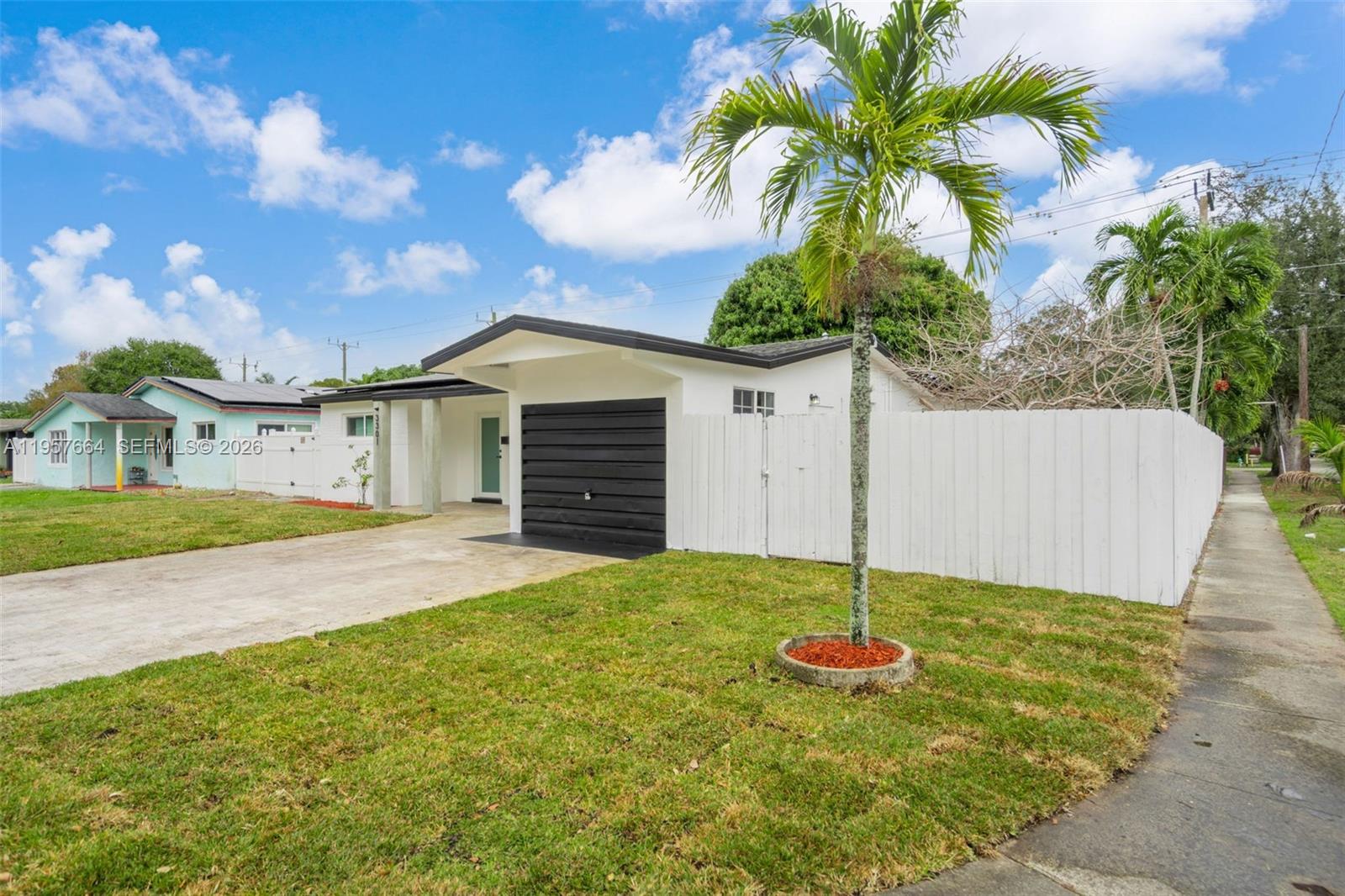 3301 N 66th Ave Hollywood, FL 33024