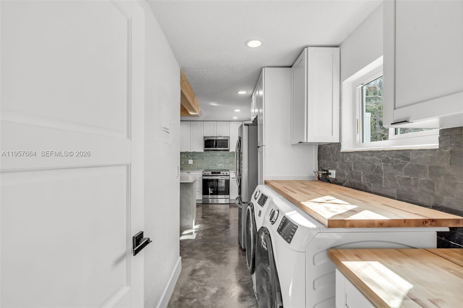 3301 N 66th Ave Hollywood, FL 33024