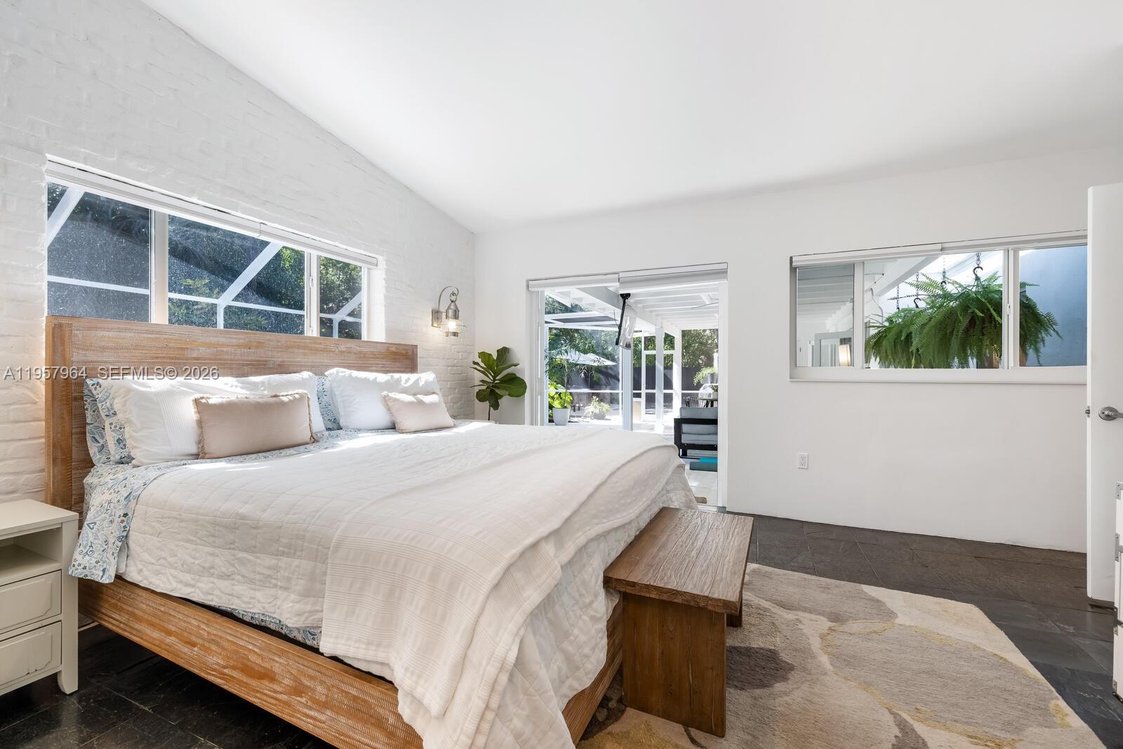 5100 SW 75th St Miami, FL 33143