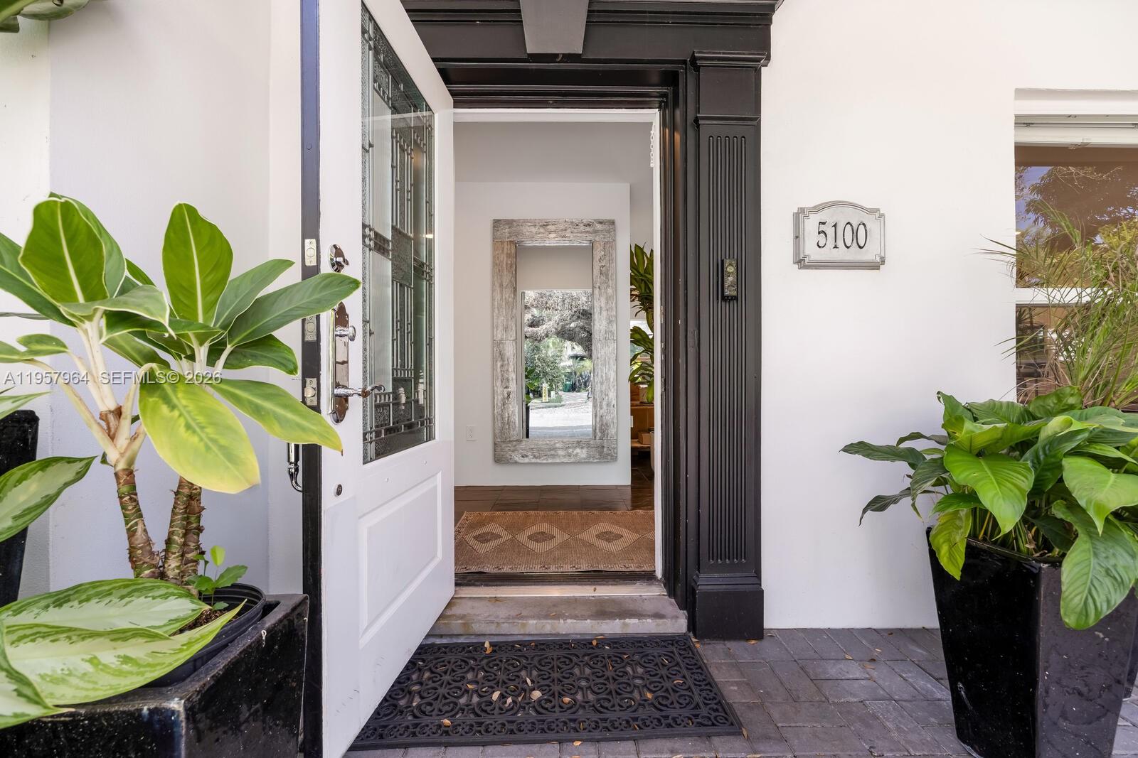 5100 SW 75th St Miami, FL 33143