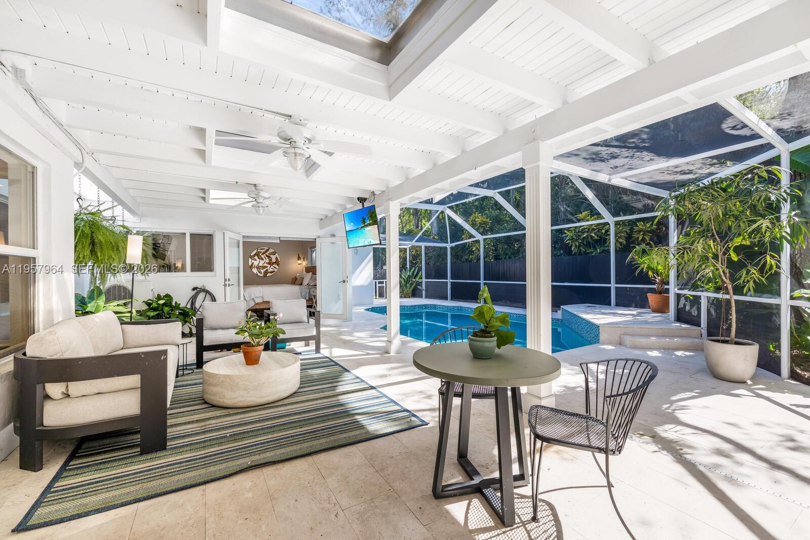 5100 SW 75th St Miami, FL 33143