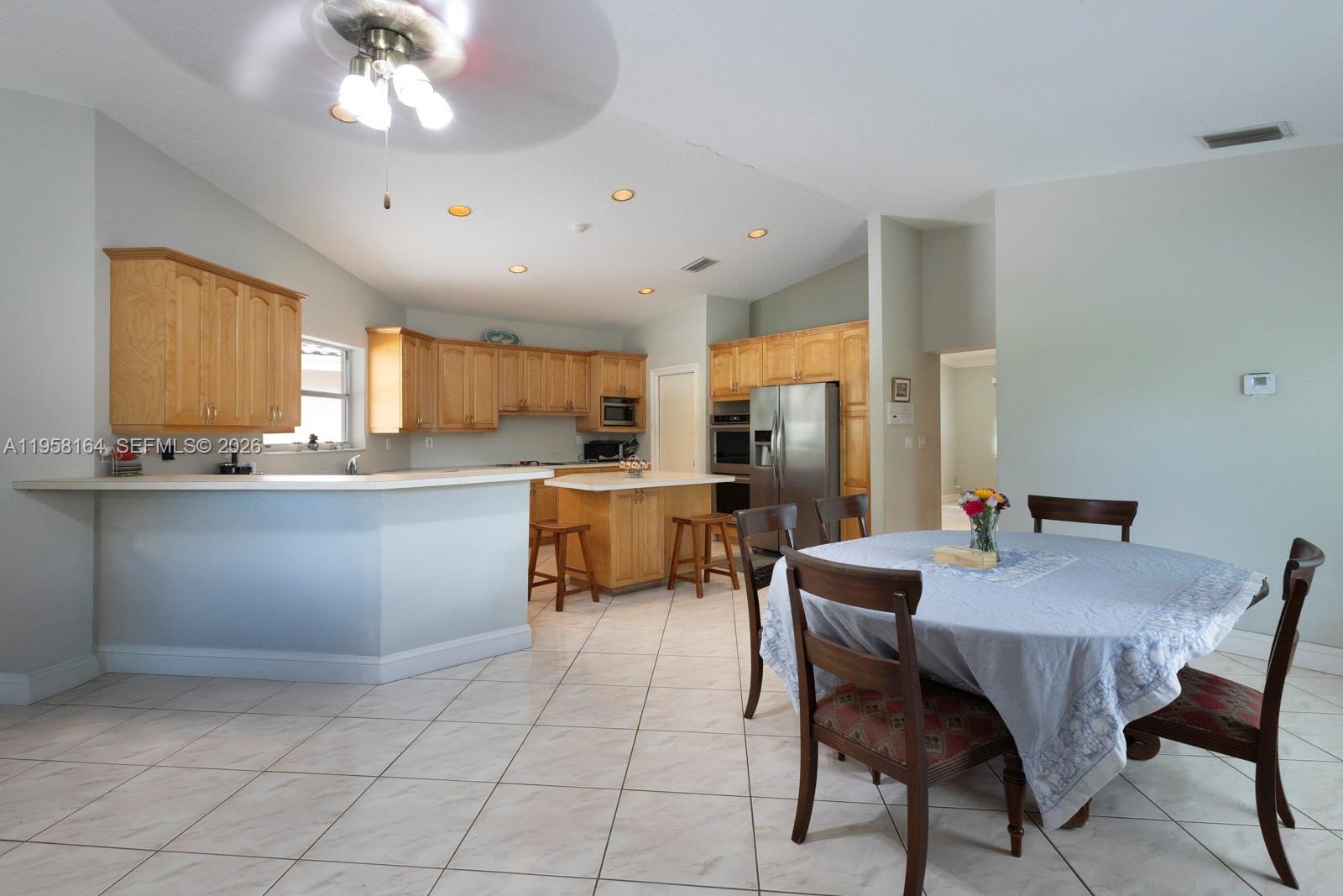 7821 SW 129th Ter Pinecrest, FL 33156