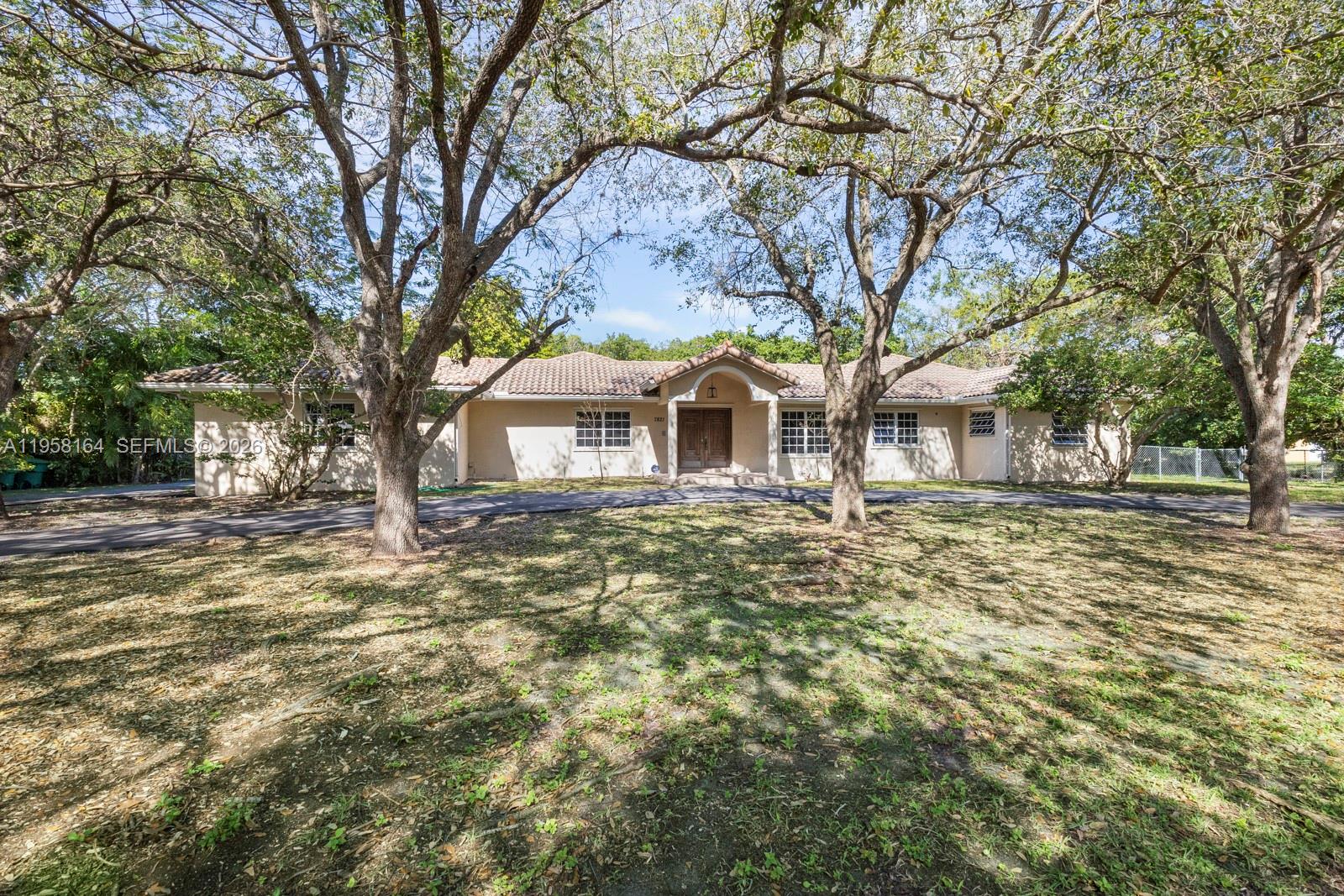 7821 SW 129th Ter Pinecrest, FL 33156