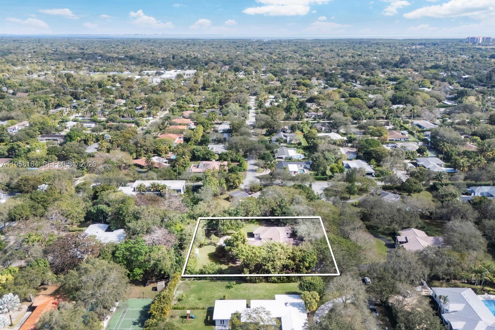 7821 SW 129th Ter Pinecrest, FL 33156