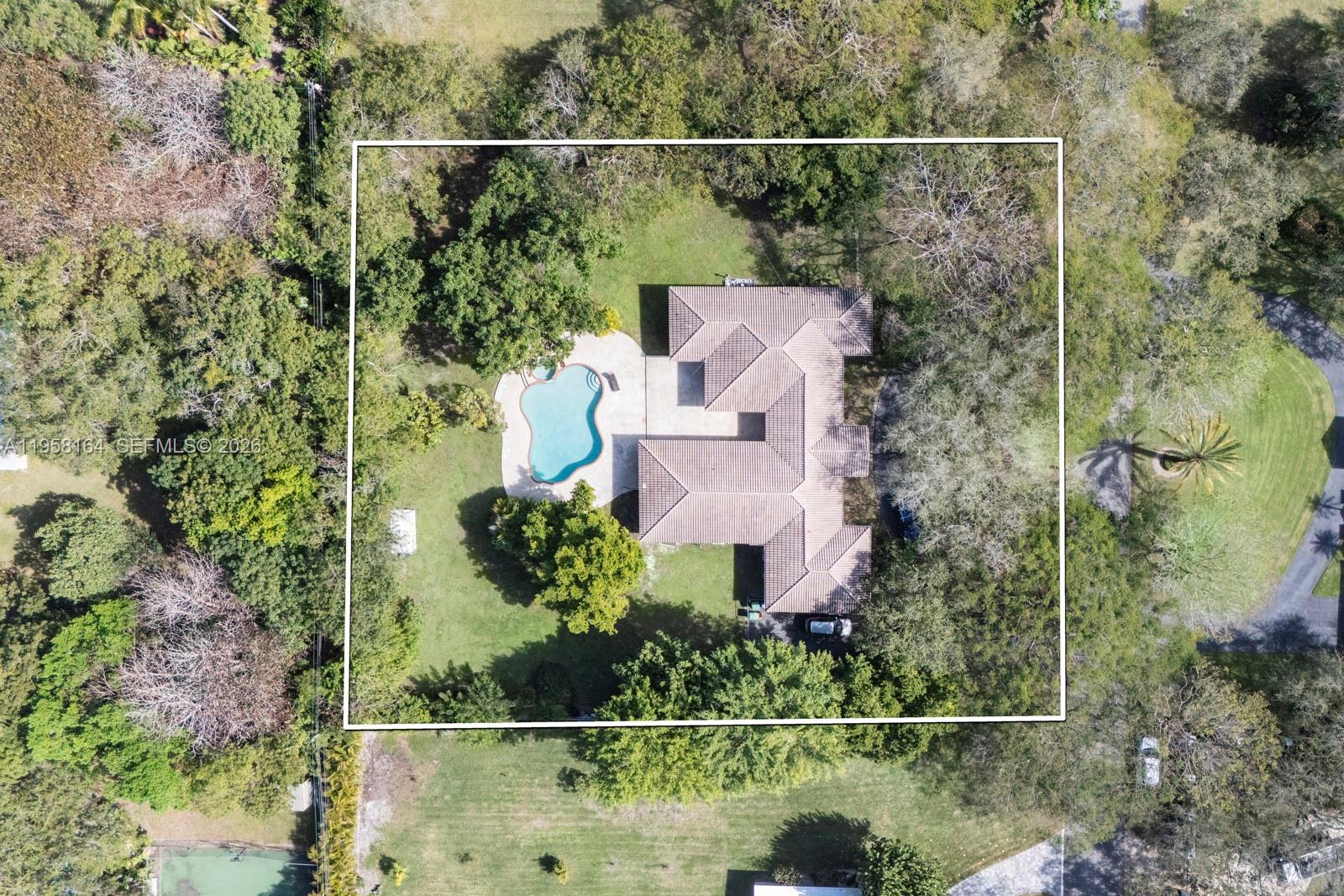 7821 SW 129th Ter Pinecrest, FL 33156