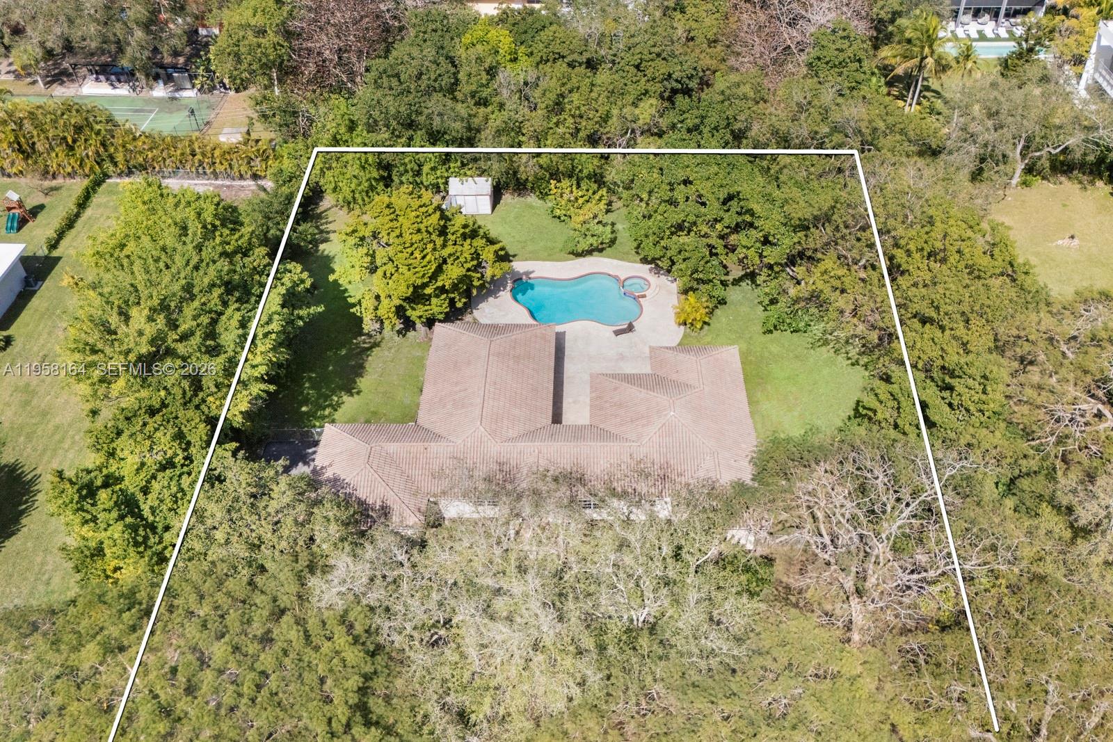 7821 SW 129th Ter Pinecrest, FL 33156