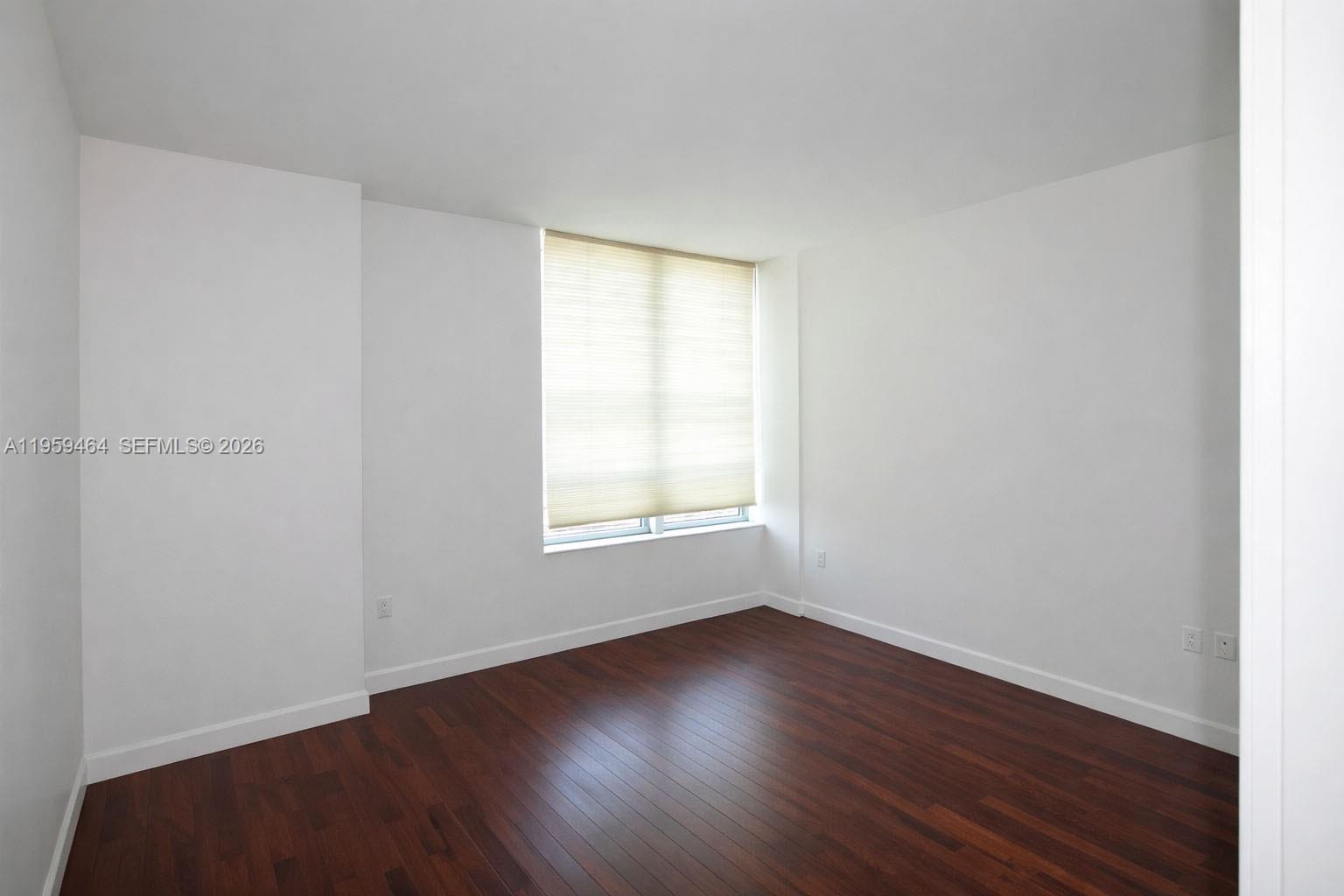 image The Plaza on Brickell West4