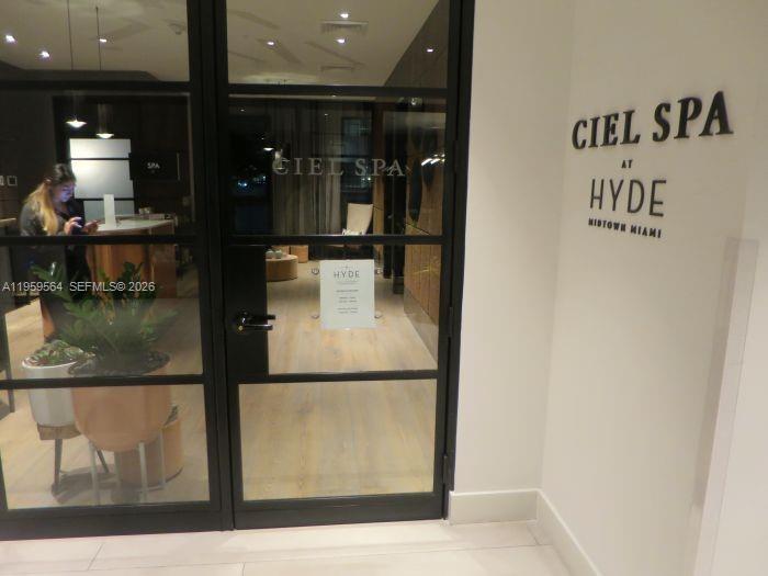 image Hyde Midtown25