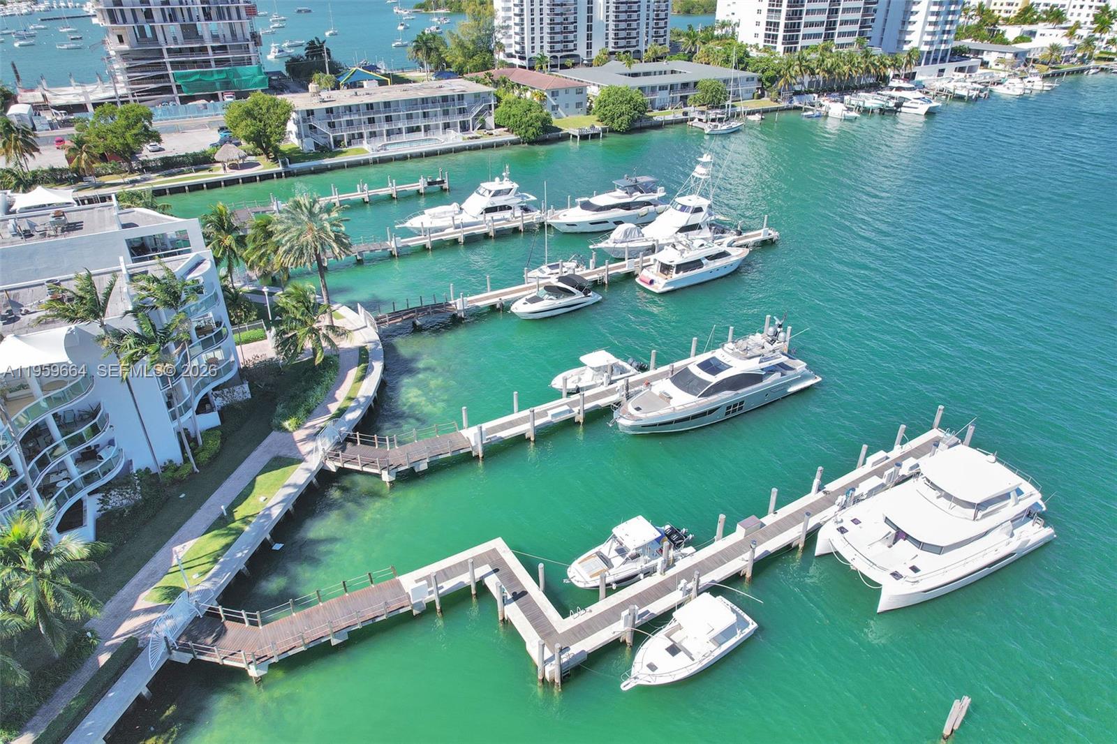 7910 Harbor Is Dr #1103 North Bay Village, FL 33141