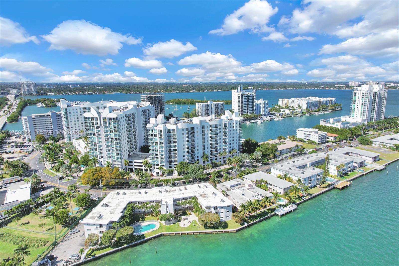 7910 Harbor Is Dr #1103 North Bay Village, FL 33141