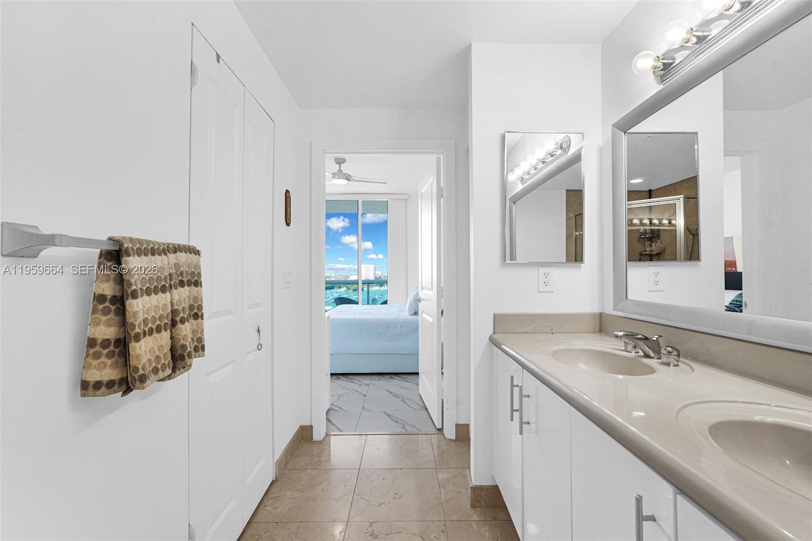 7910 Harbor Is Dr #1103 North Bay Village, FL 33141