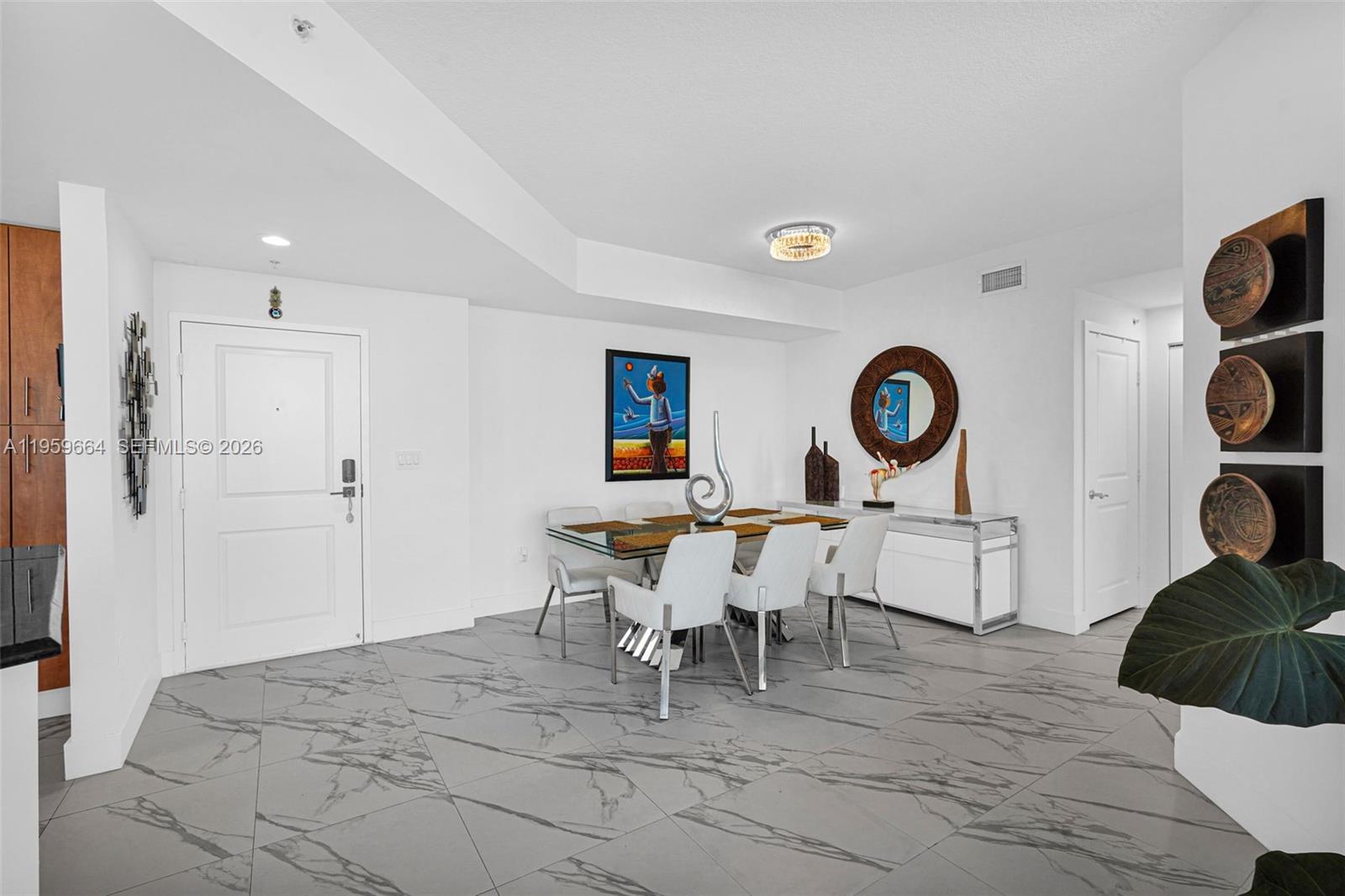 7910 Harbor Is Dr #1103 North Bay Village, FL 33141