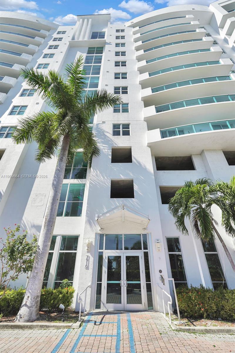 7910 Harbor Is Dr #1103 North Bay Village, FL 33141