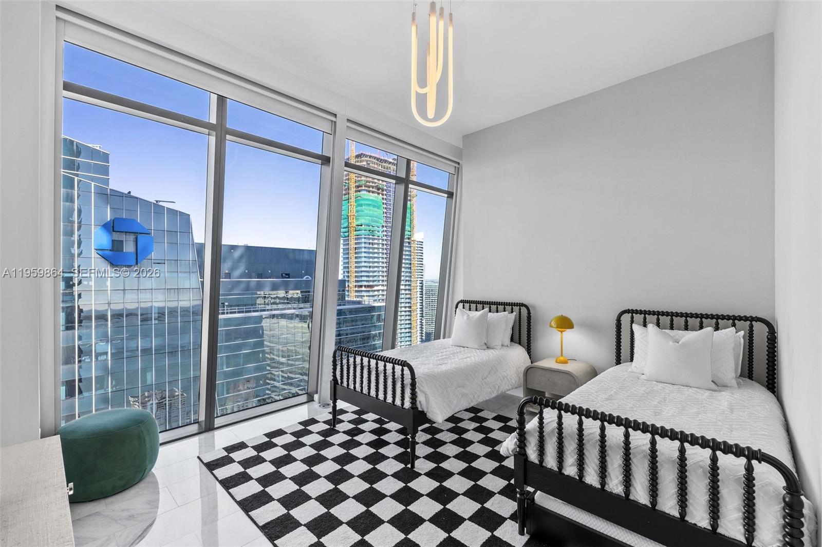 1451 Brickell Ave #4401 Miami, FL 33131