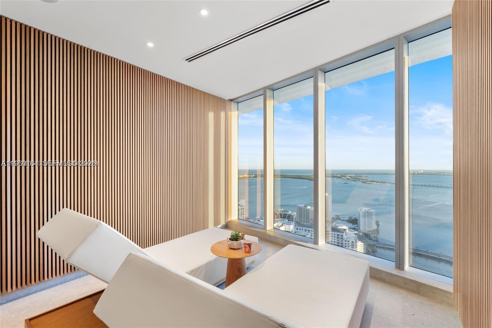 300 Biscayne Blvd Way #2105W Miami, FL 33131