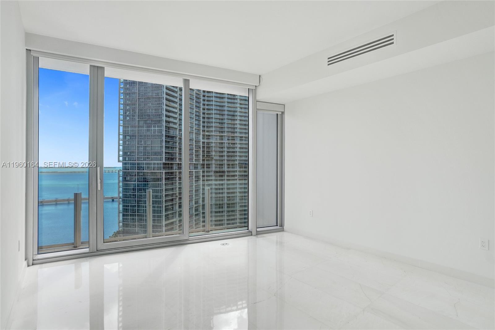 300 Biscayne Blvd Way #2105W Miami, FL 33131