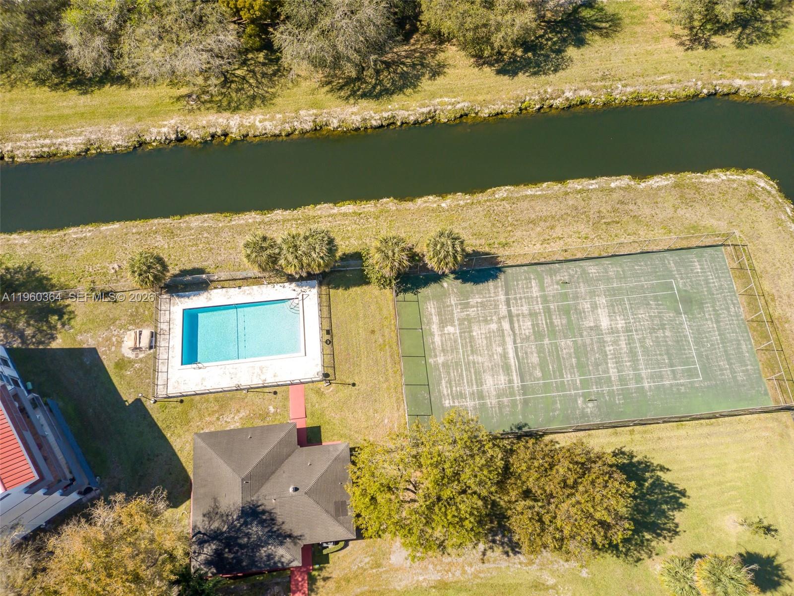 5800 SW 127th Ave #2220 Miami, FL 33183