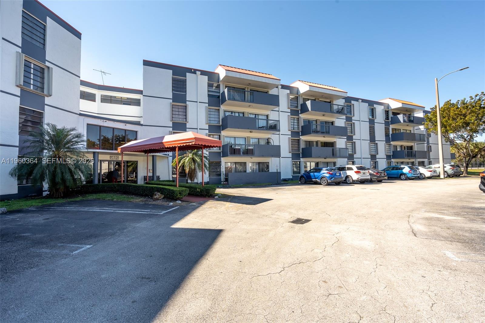 5800 SW 127th Ave #2220 Miami, FL 33183