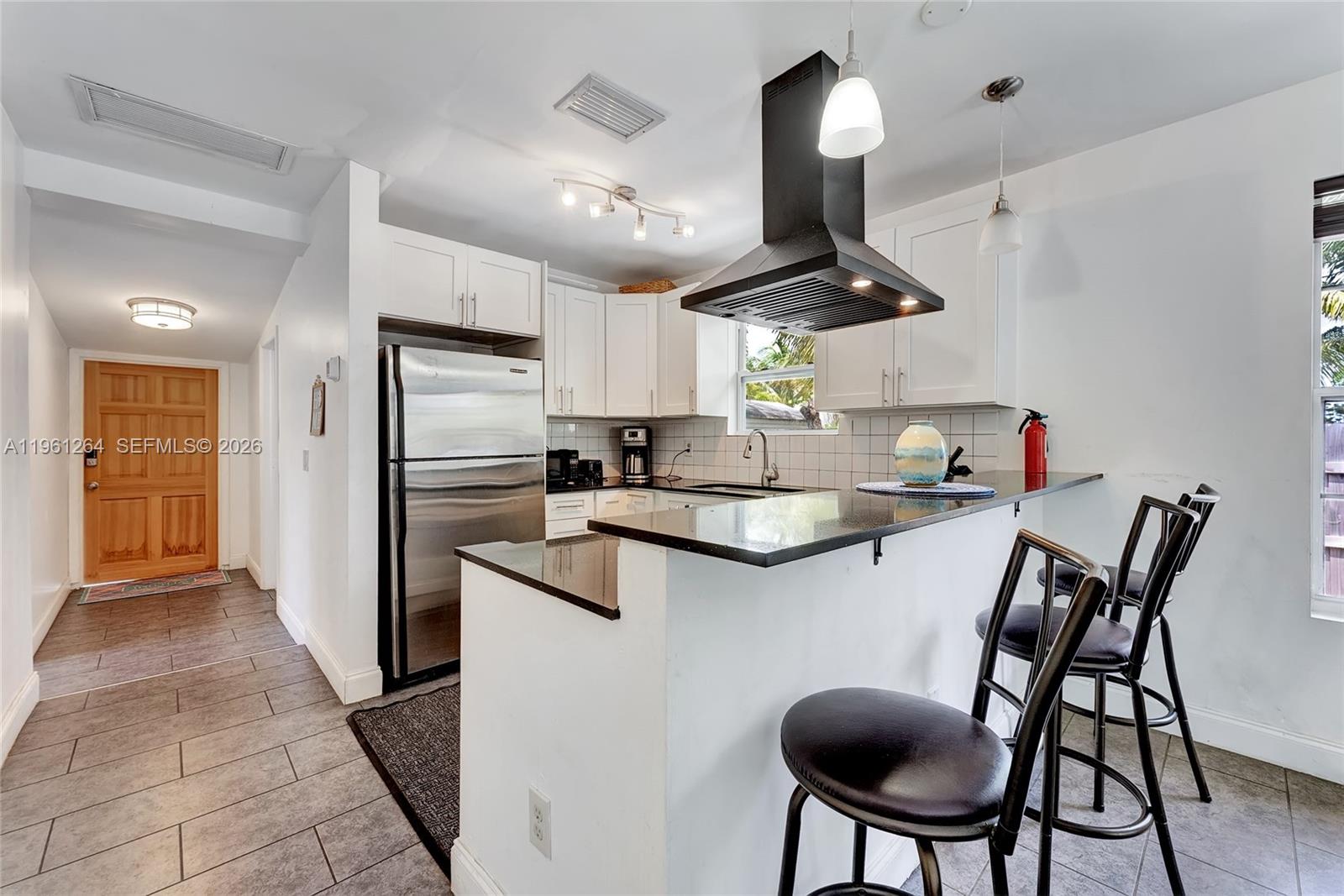 107 E Stirling Rd Dania Beach, FL 33004