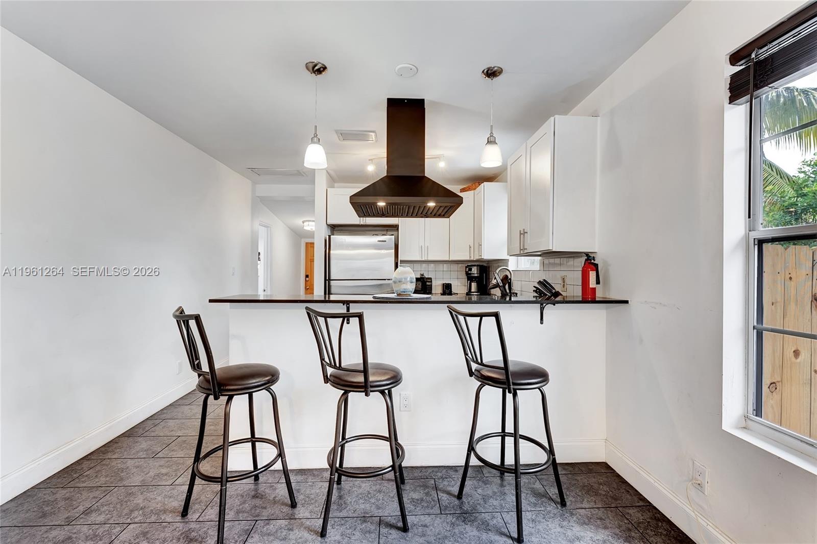 107 E Stirling Rd Dania Beach, FL 33004