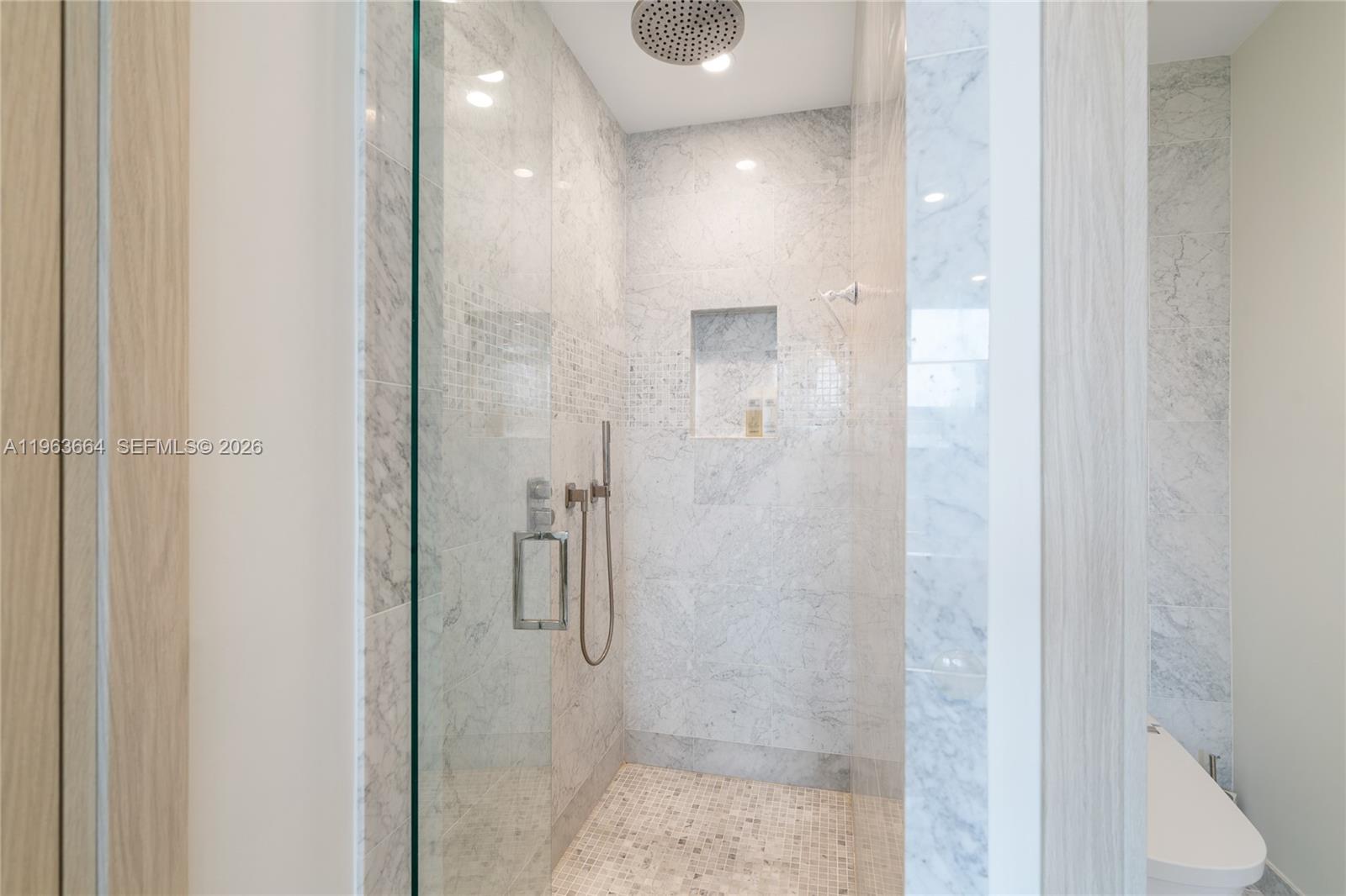 image Brickell Flatiron23