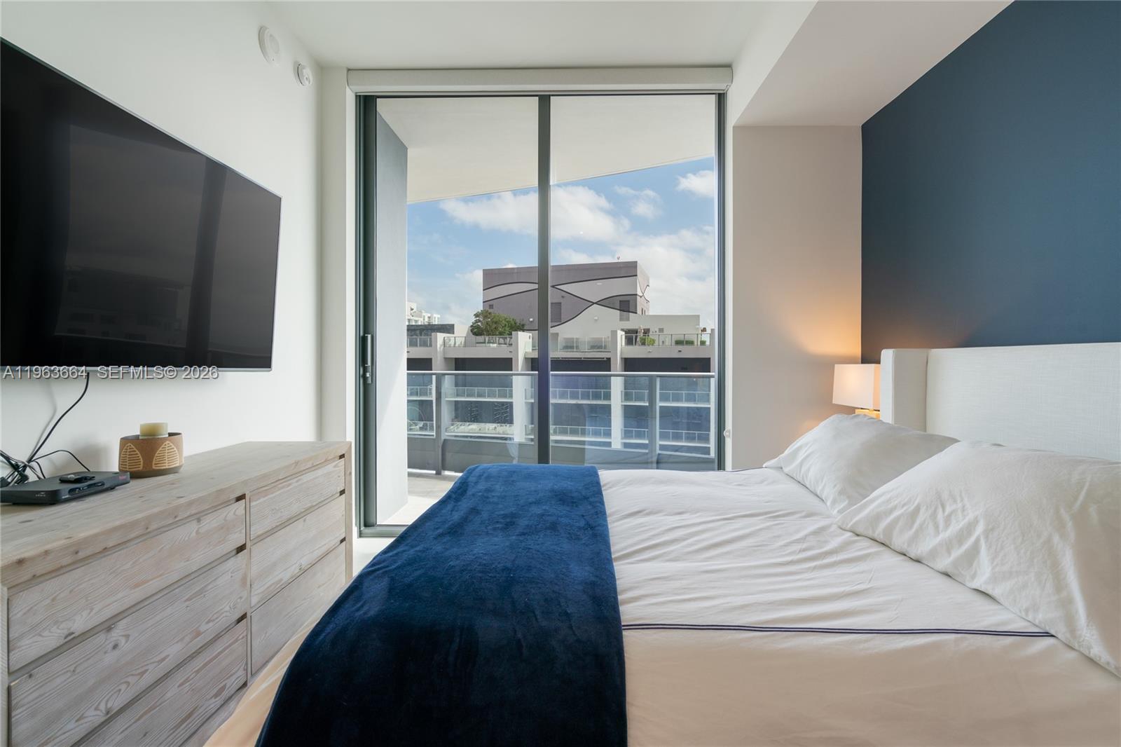 image Brickell Flatiron25