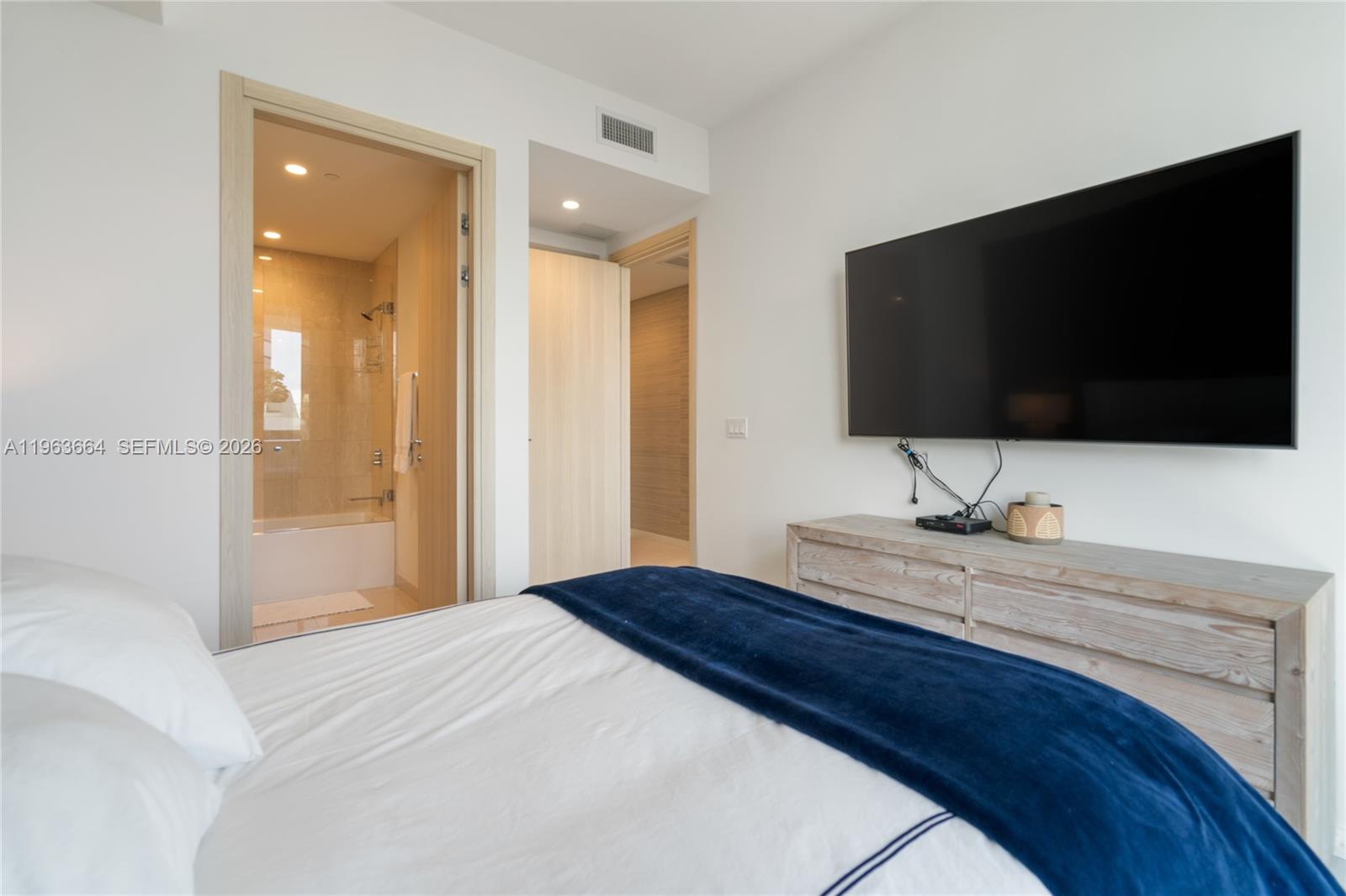 image Brickell Flatiron26