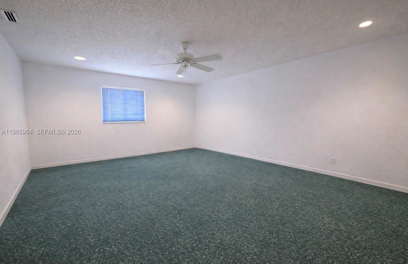 7355 Poinciana Ct Miami Lakes, FL 33014