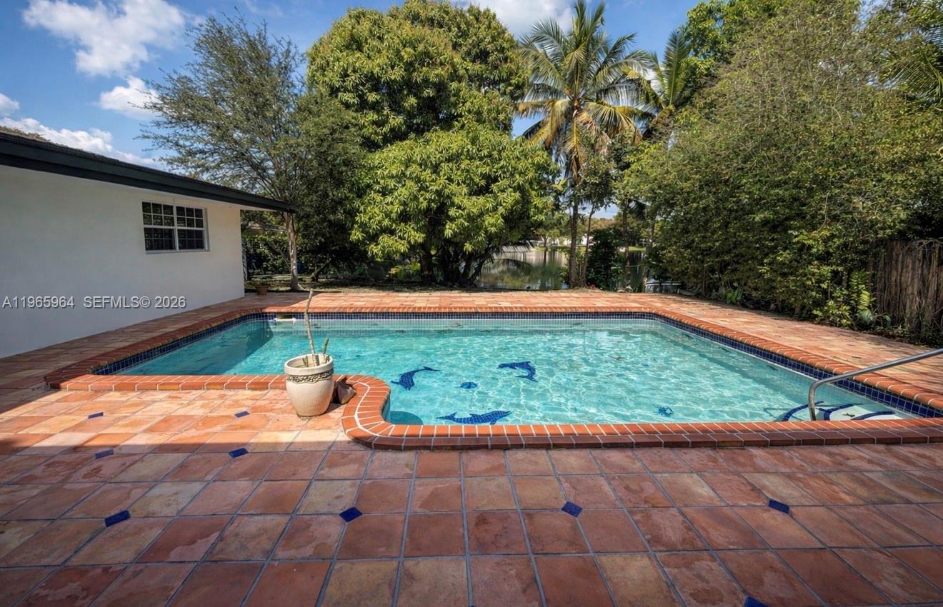 7355 Poinciana Ct Miami Lakes, FL 33014