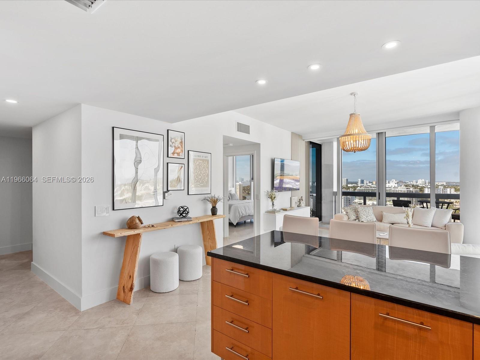 6899 Collins Ave #1704 Miami Beach, FL 33141