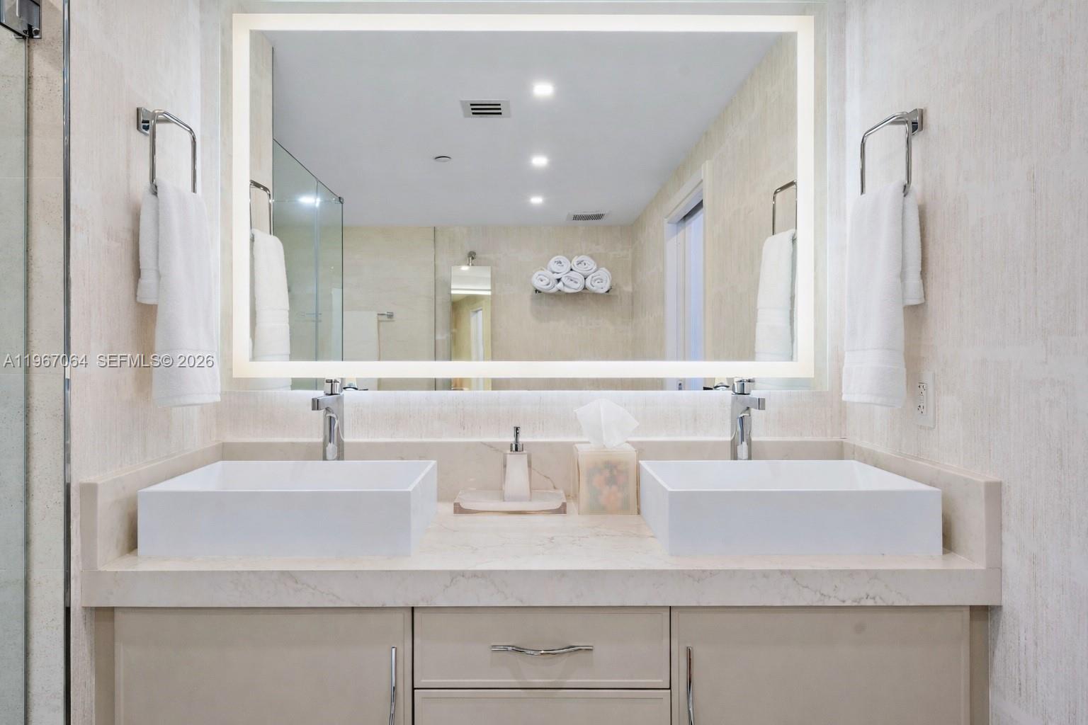 540 West Ave #911 Miami Beach, FL 33139