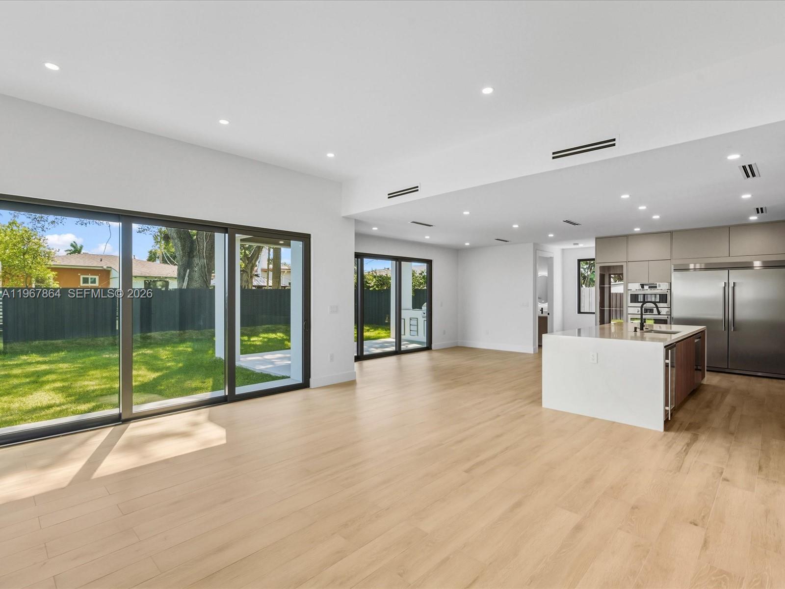 2606 SW 19th St Miami, FL 33145