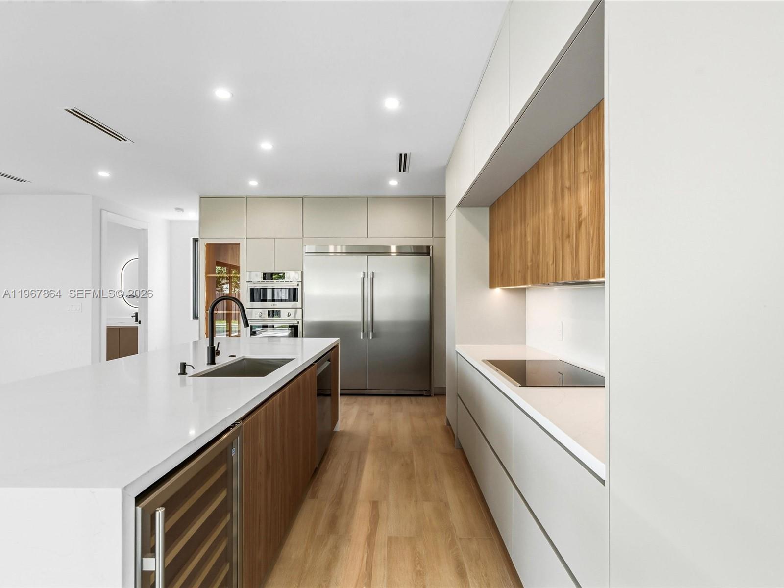 2606 SW 19th St Miami, FL 33145