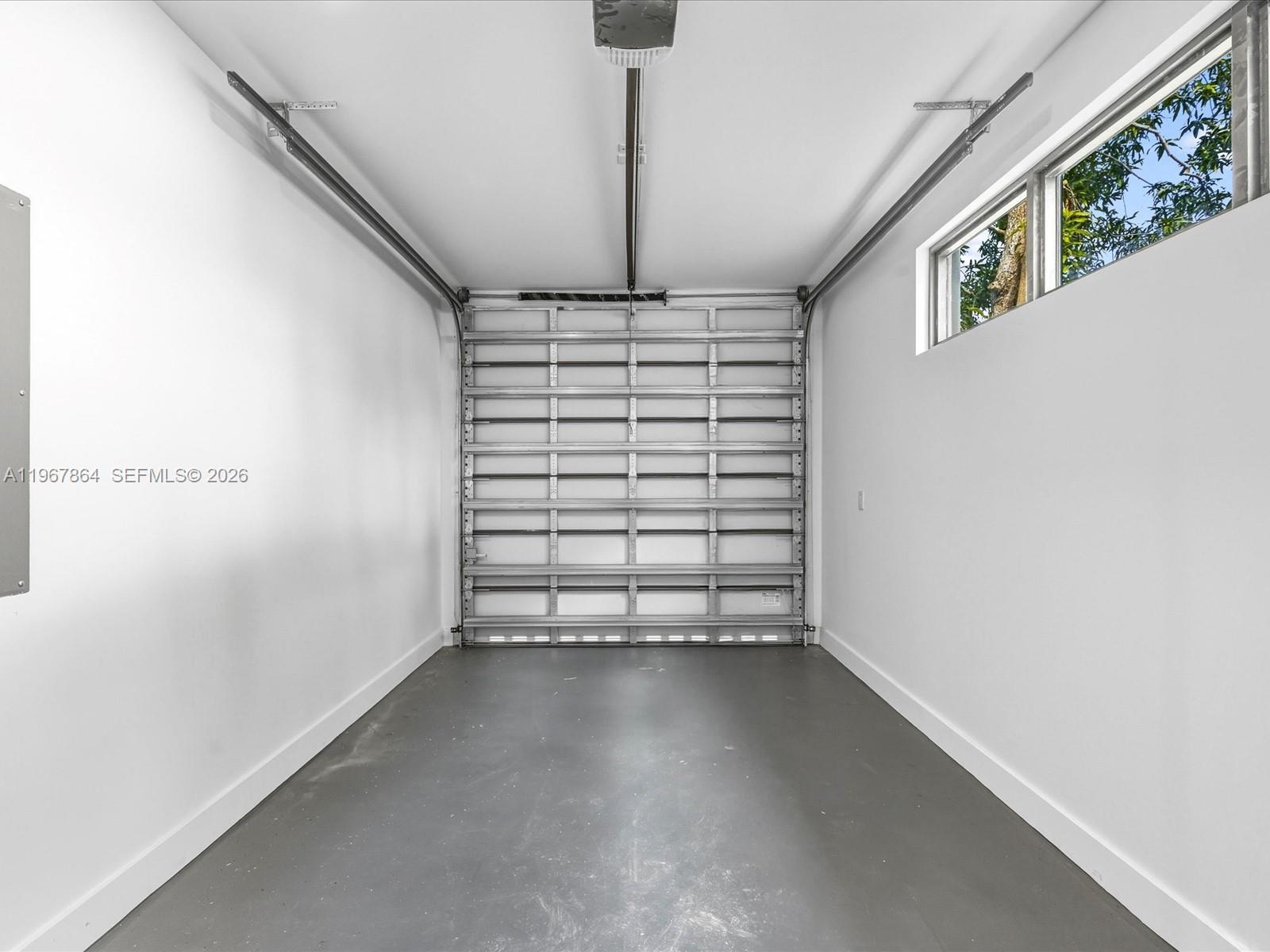 2606 SW 19th St Miami, FL 33145