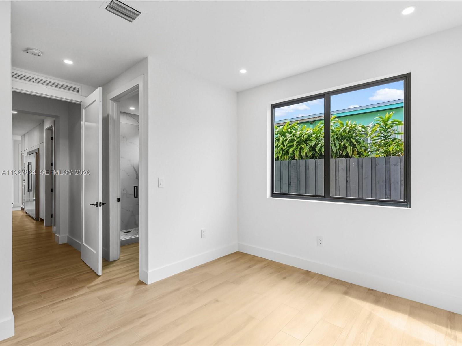 2606 SW 19th St Miami, FL 33145