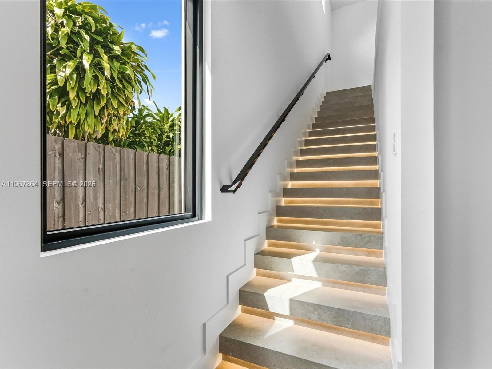 2606 SW 19th St Miami, FL 33145