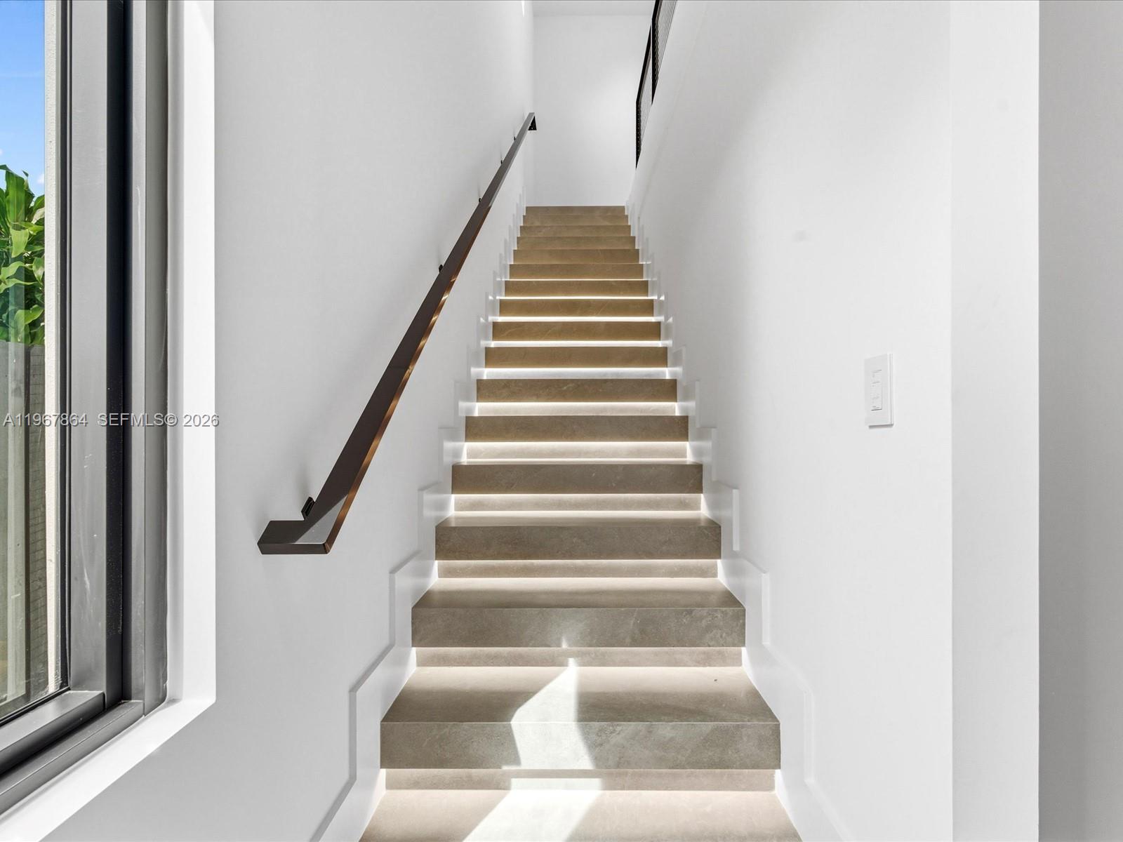 2606 SW 19th St Miami, FL 33145