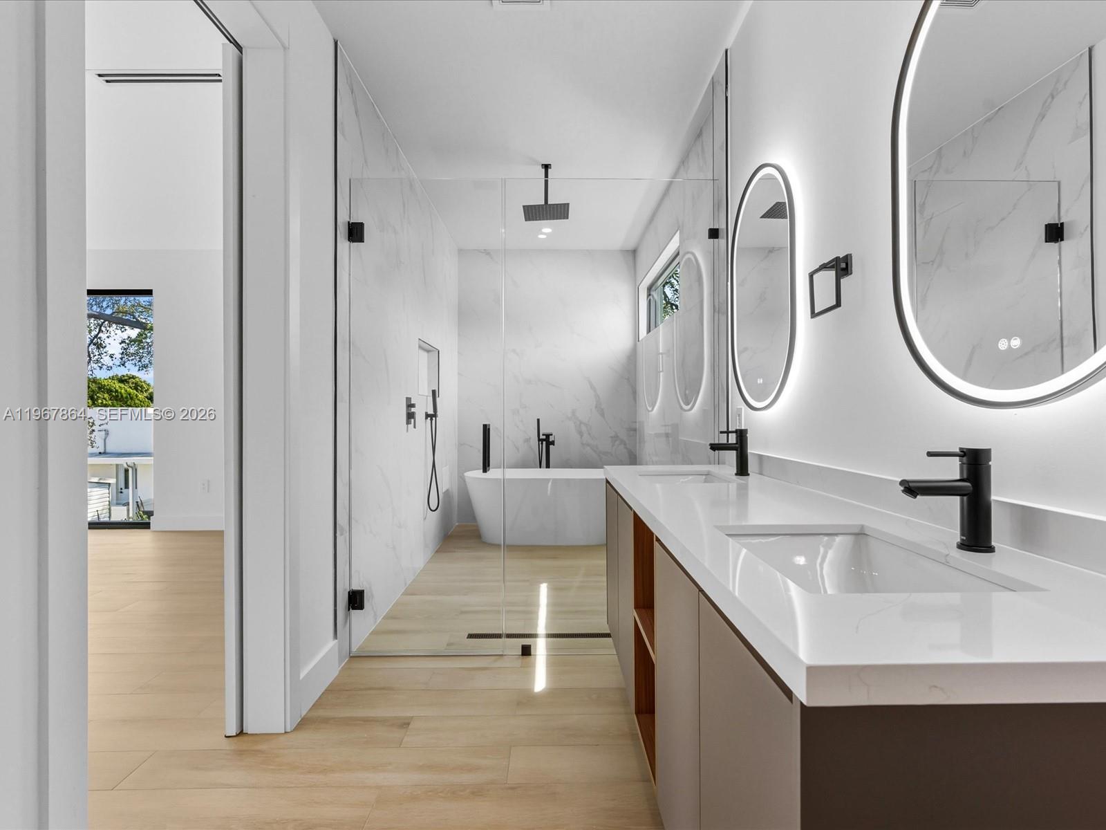 2606 SW 19th St Miami, FL 33145