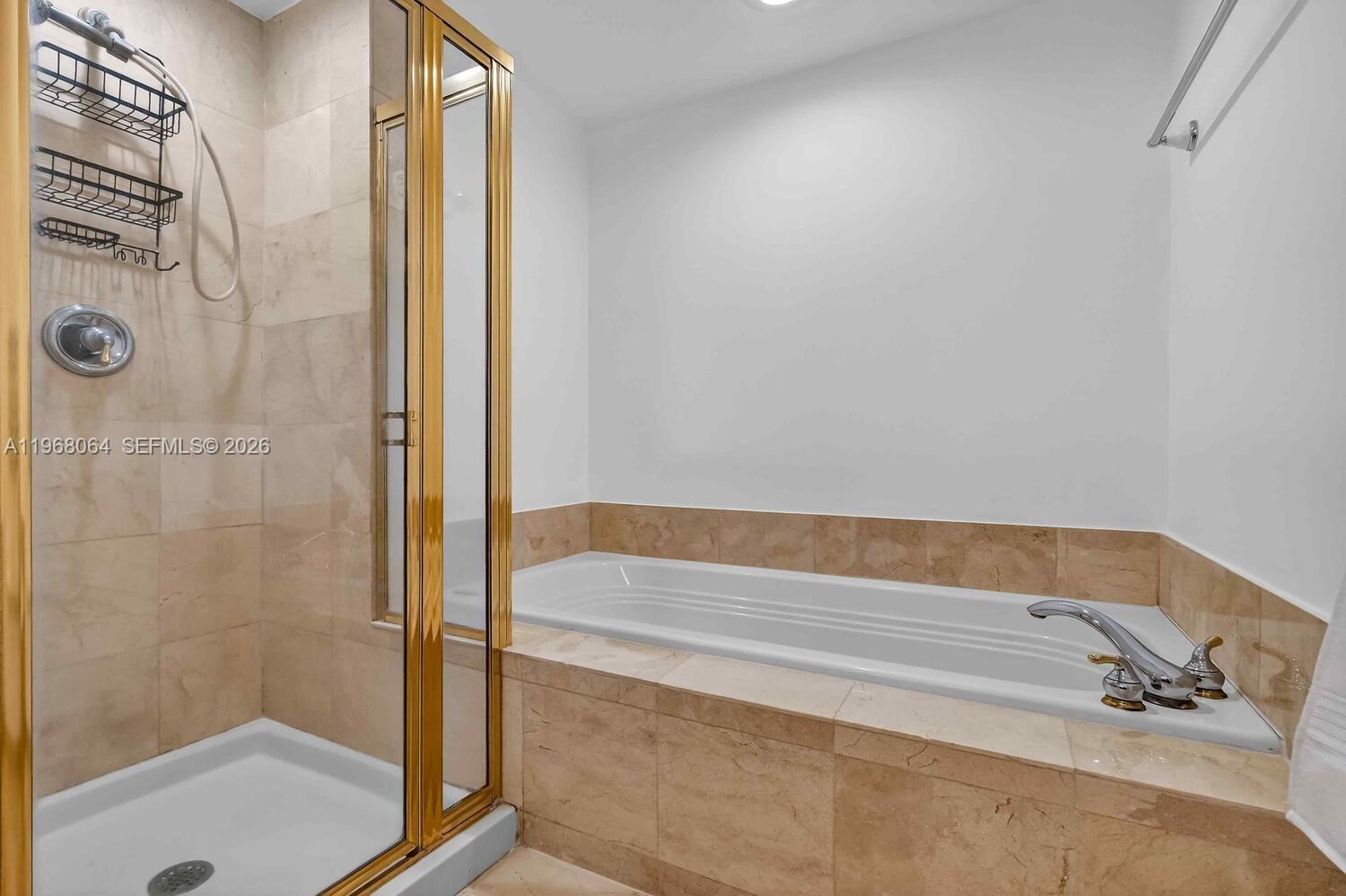 322 Madeira Ave #304 Coral Gables, FL 33134