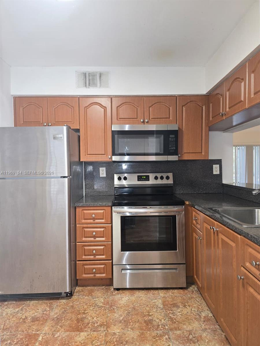 9501 SW 138th Pl #9501 Miami, FL 33186