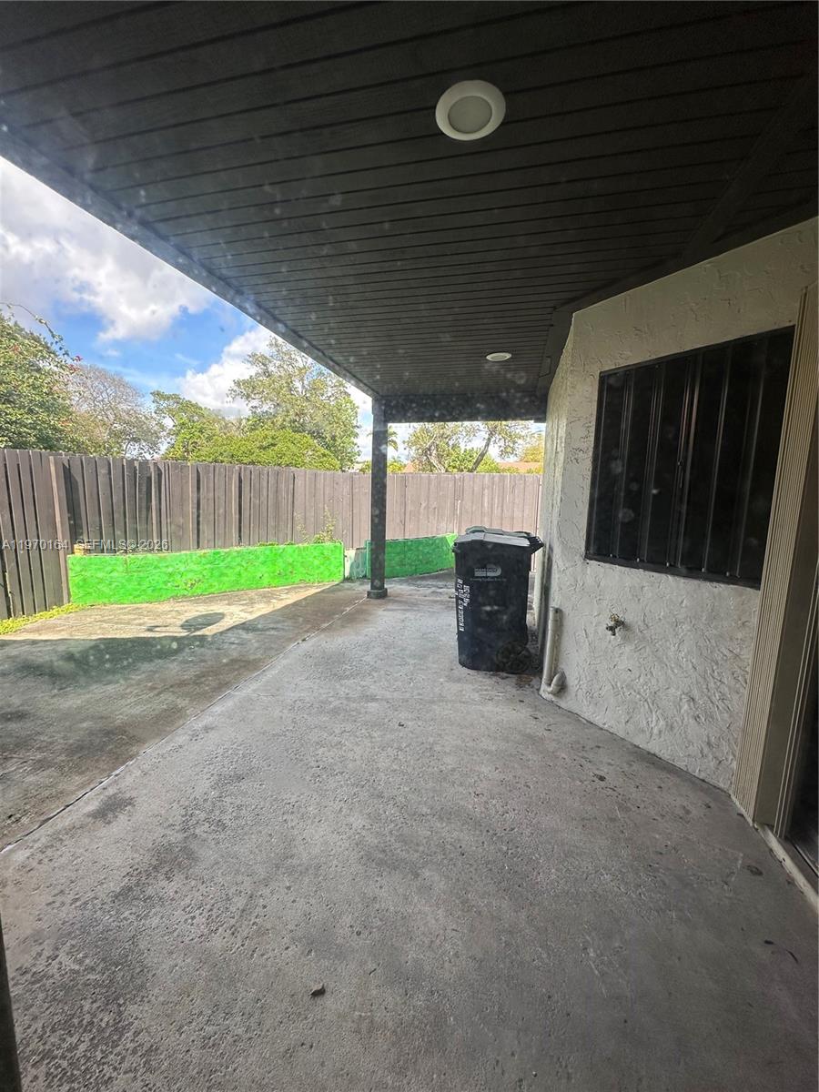 14975 SW 48th Ter #25E Miami, FL 33185