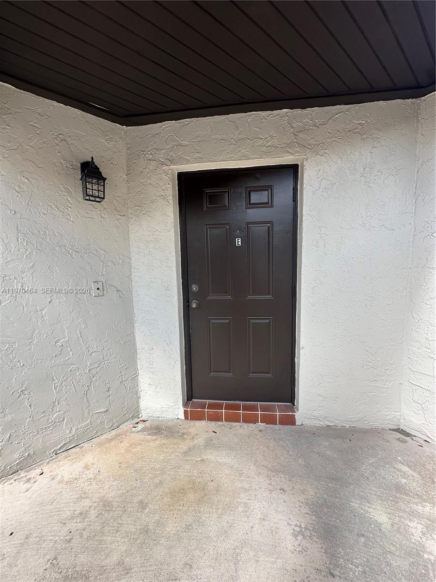 14975 SW 48th Ter #25E Miami, FL 33185