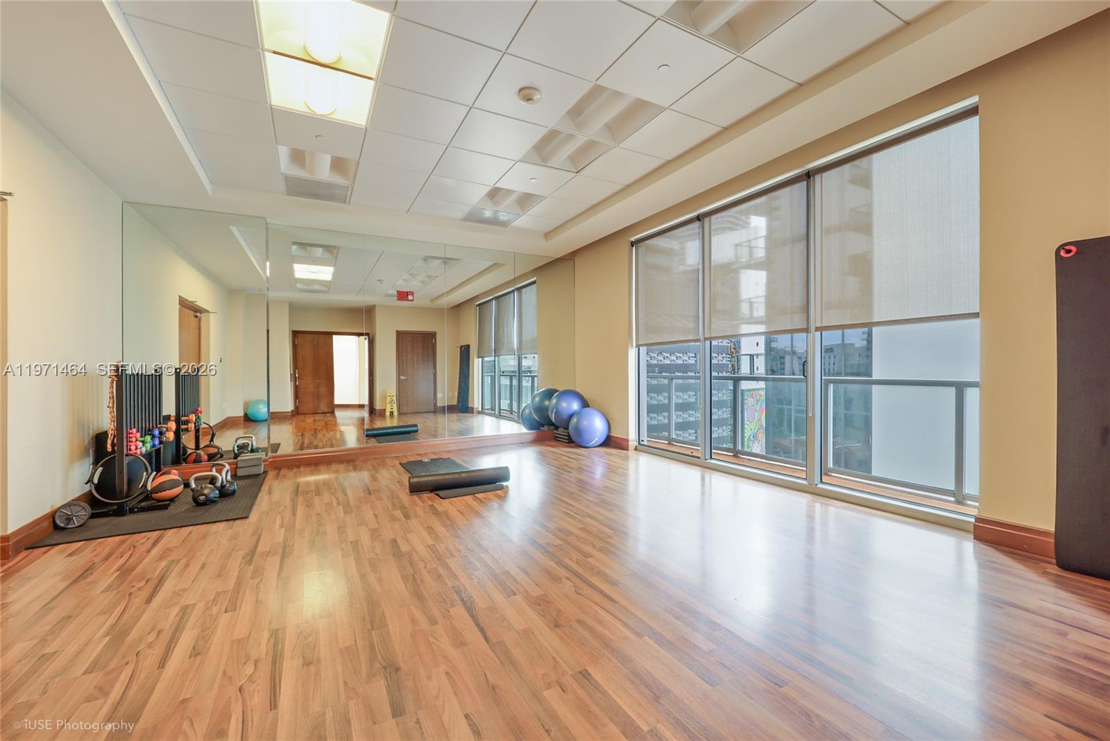 1060 Brickell Ave #1003 Miami, FL 33131