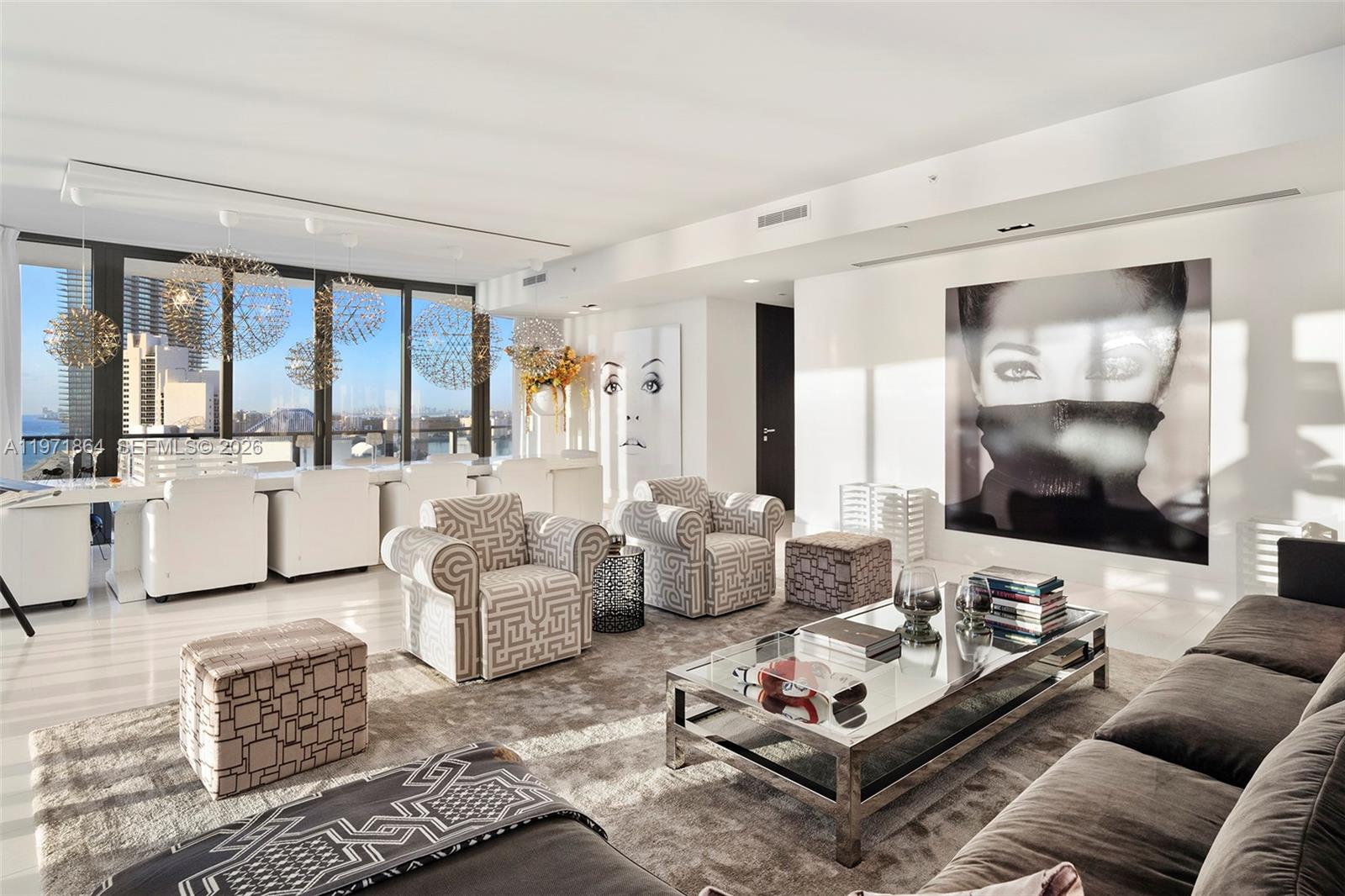 19575 Collins Ave #30 Sunny Isles Beach, FL 33160