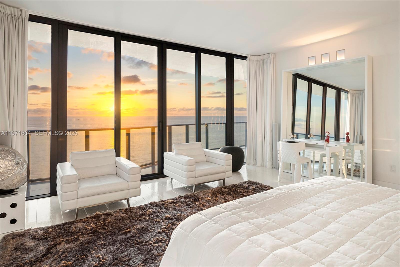 19575 Collins Ave #30 Sunny Isles Beach, FL 33160