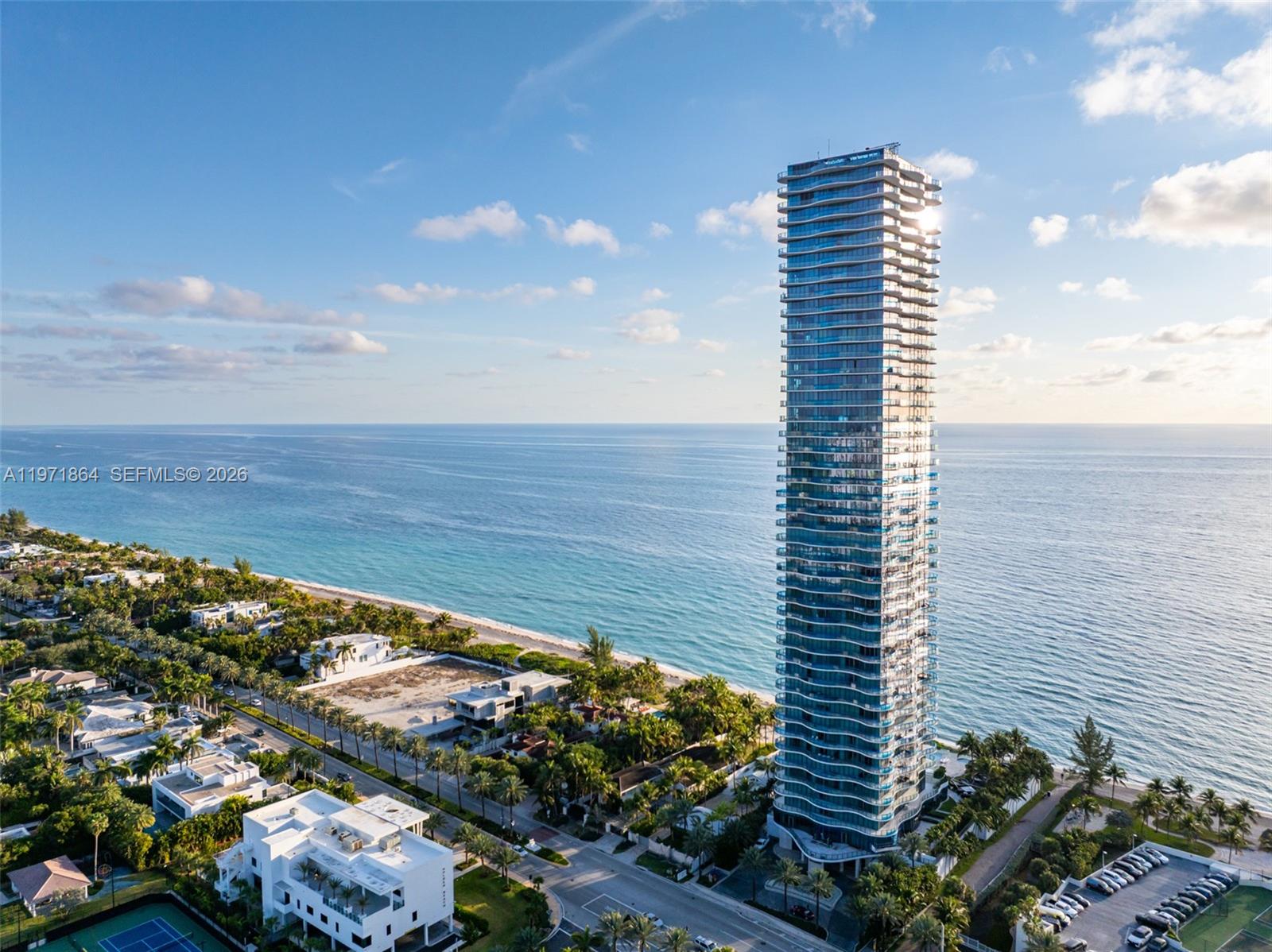 19575 Collins Ave #30 Sunny Isles Beach, FL 33160