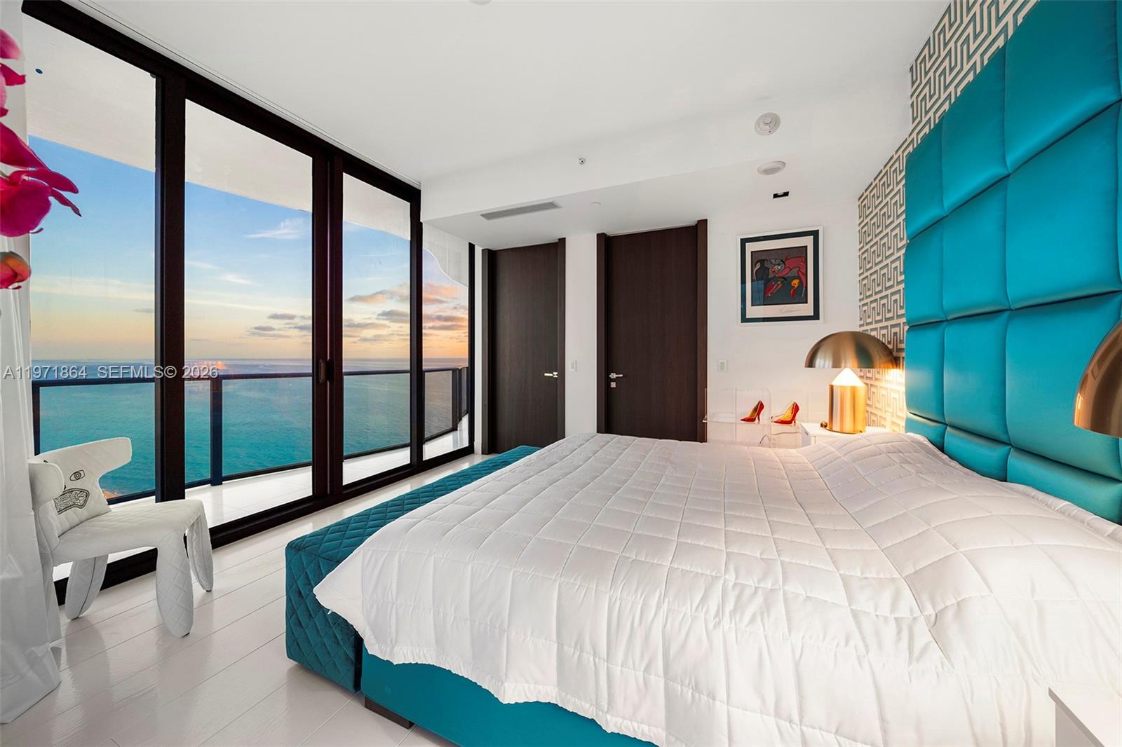 19575 Collins Ave #30 Sunny Isles Beach, FL 33160