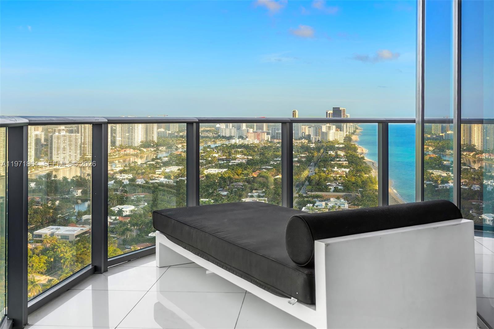 19575 Collins Ave #30 Sunny Isles Beach, FL 33160
