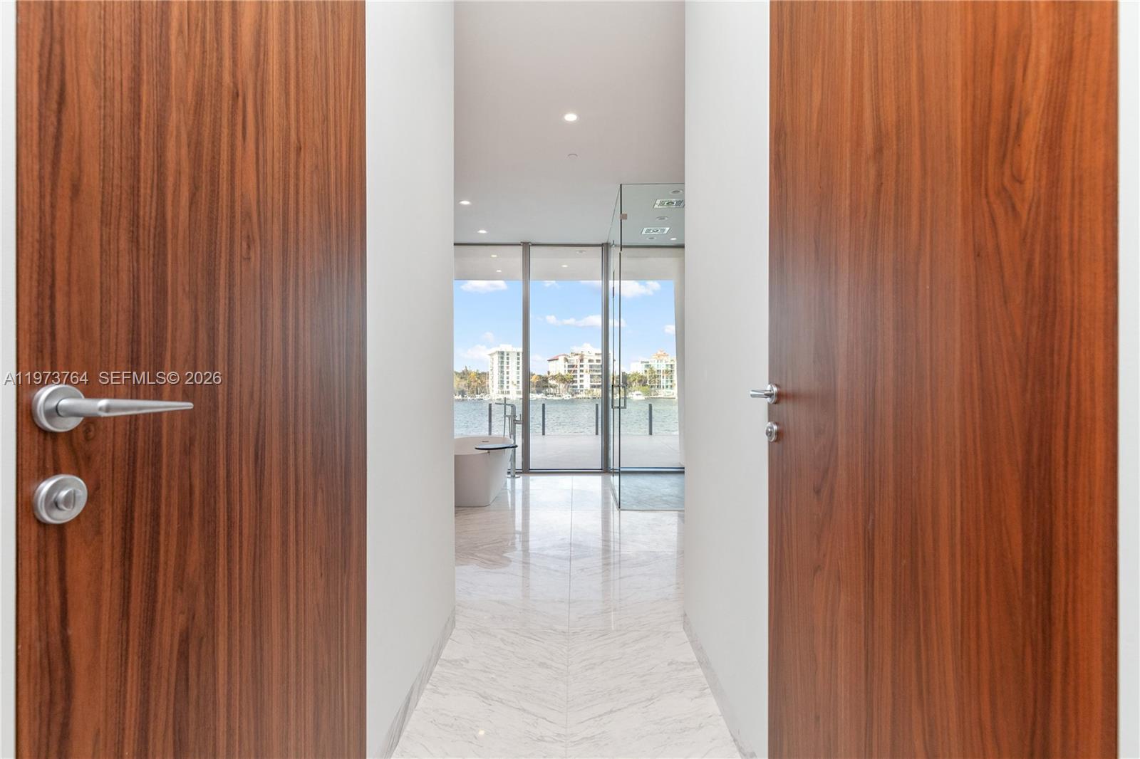 5 Grove Isle Dr #S201 Miami, FL 33133