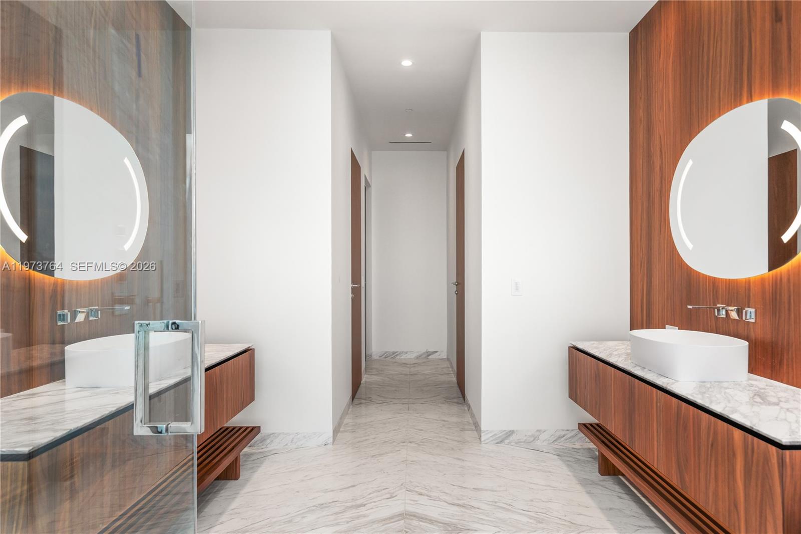 5 Grove Isle Dr #S201 Miami, FL 33133